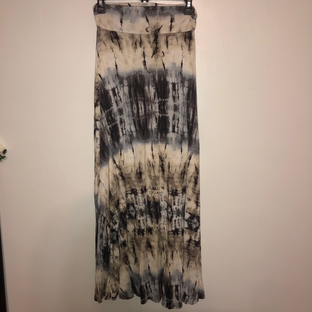 Tie Dye Maxi Skirt size Medium